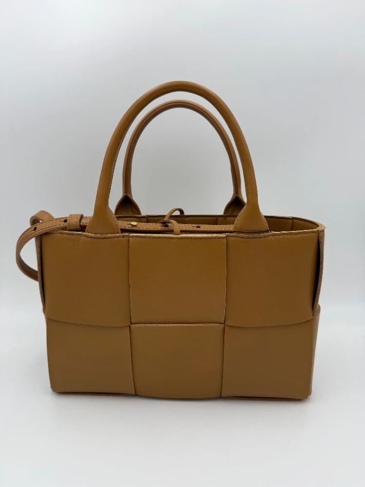 BOTTEGA VENETA ARCO Shoulder Bag