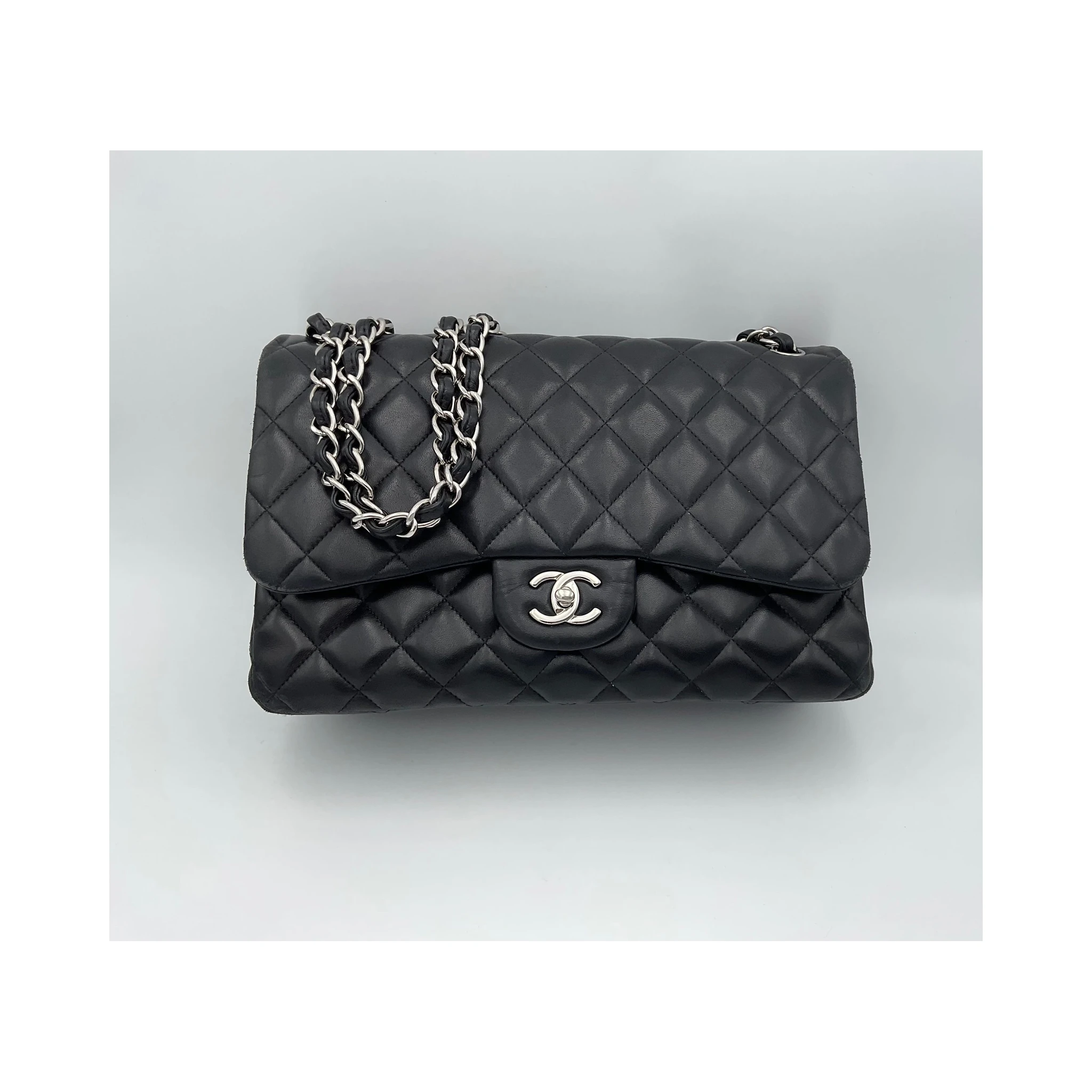 CHANEL Timeless Classique Jumbo Handbag