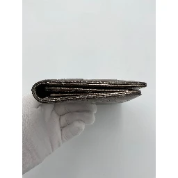 CHANEL Matèlassè Platinum Wallet