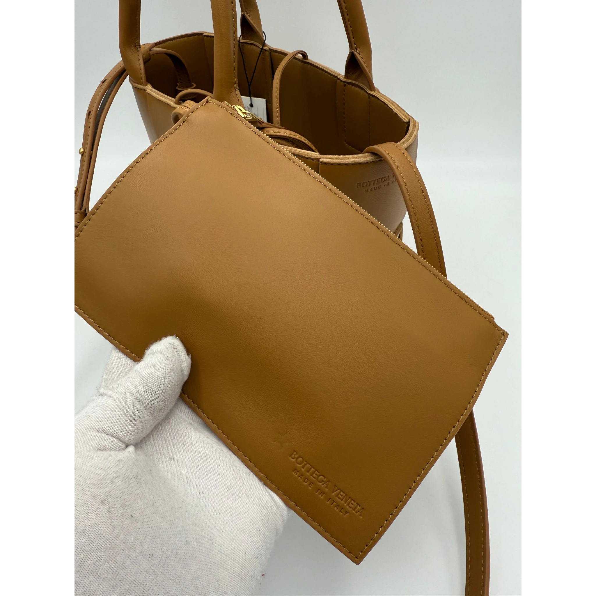 BOTTEGA VENETA ARCO Shoulder Bag