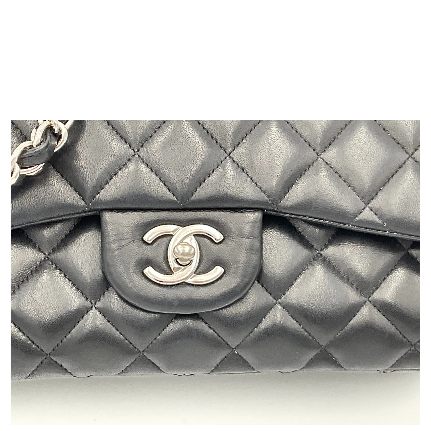 CHANEL Timeless Classique Jumbo Handbag