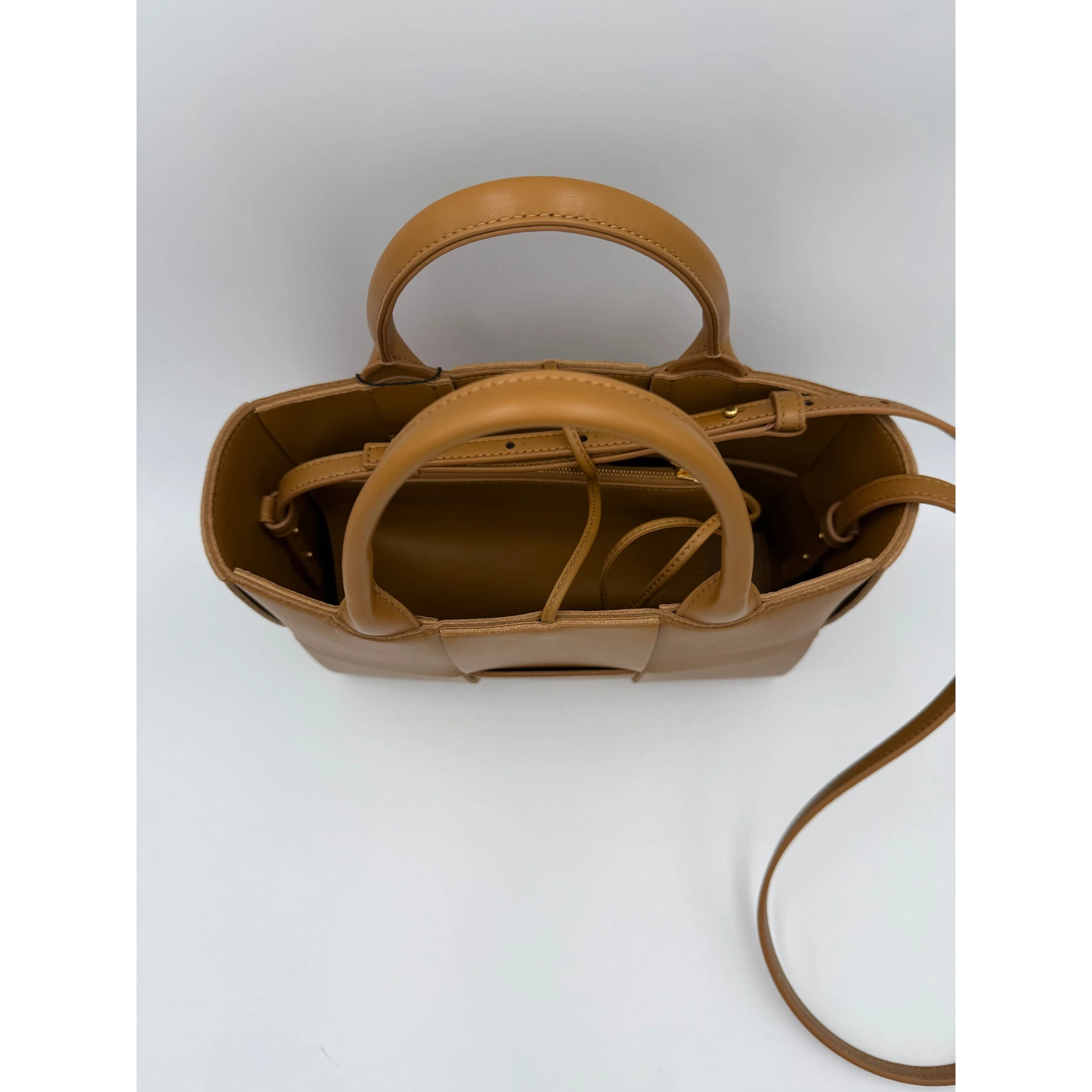 BOTTEGA VENETA ARCO Shoulder Bag