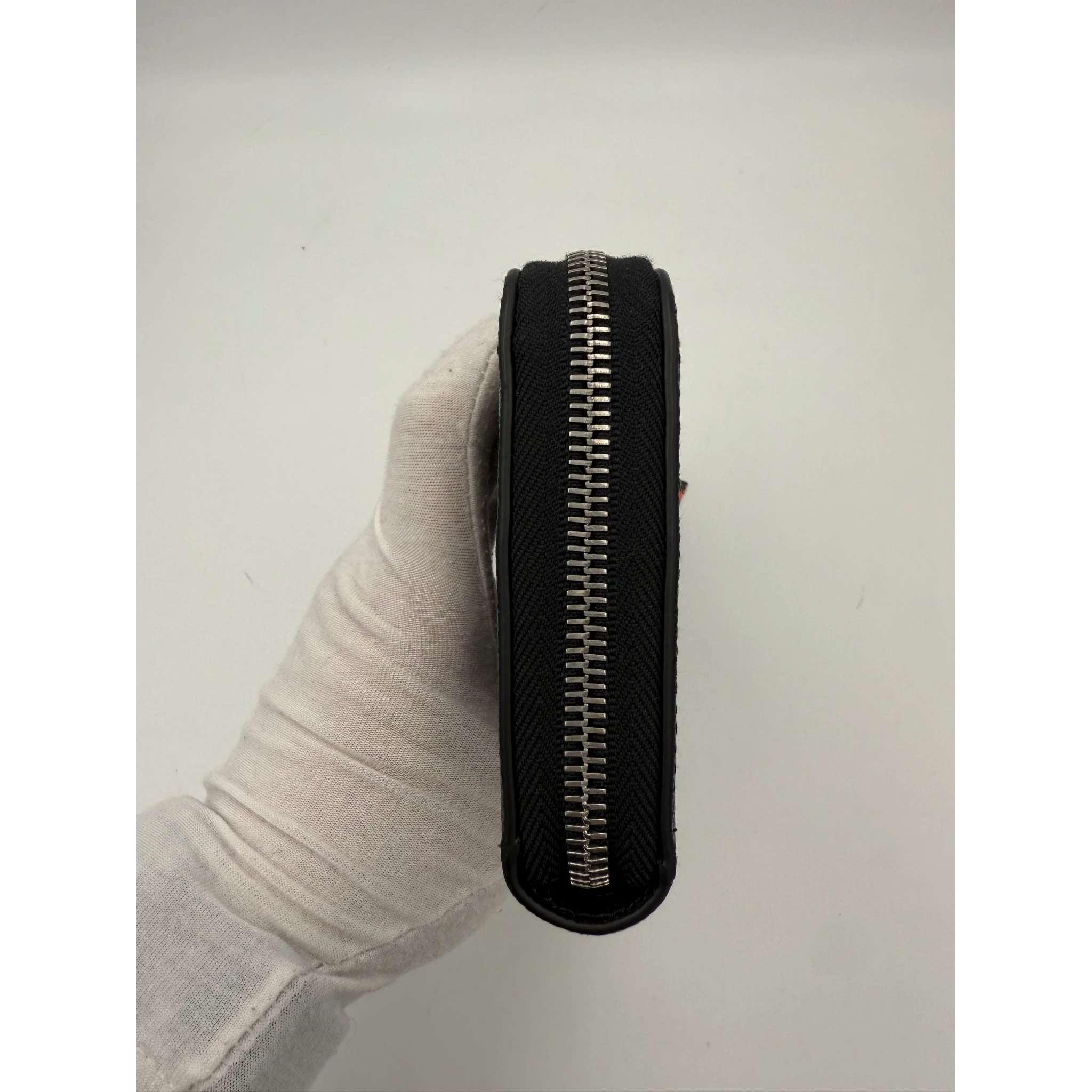 PRADA Zip in Saffiano Leather Wallet