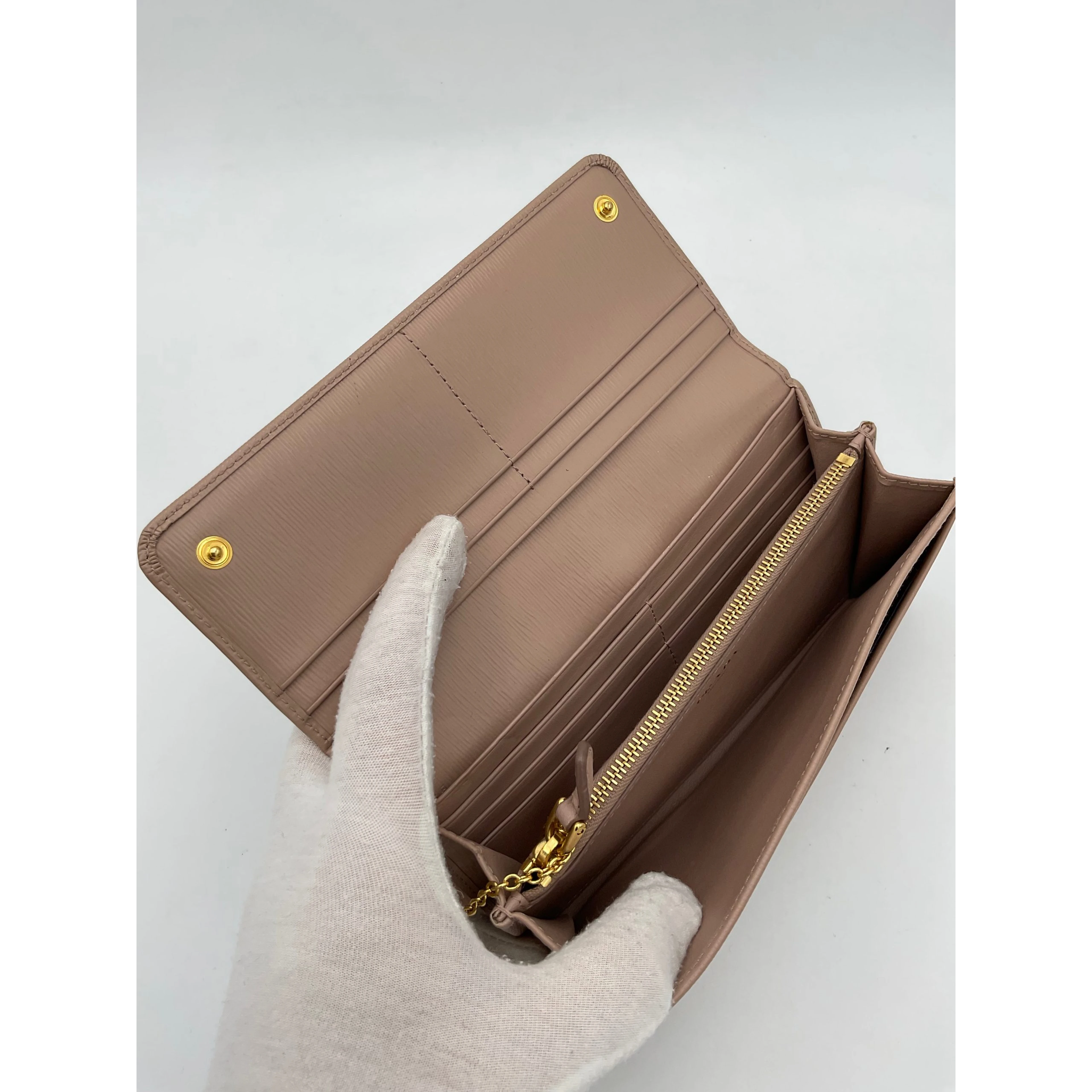 PRADA Powder Saffiano with Card Holder Wallet