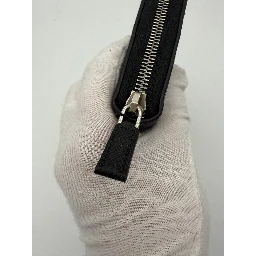PRADA Zip in Saffiano Leather Wallet