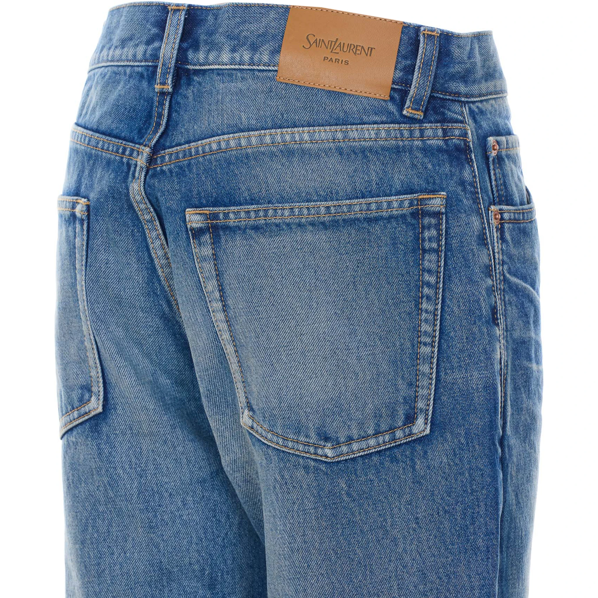 جينز سان لوران أزرق