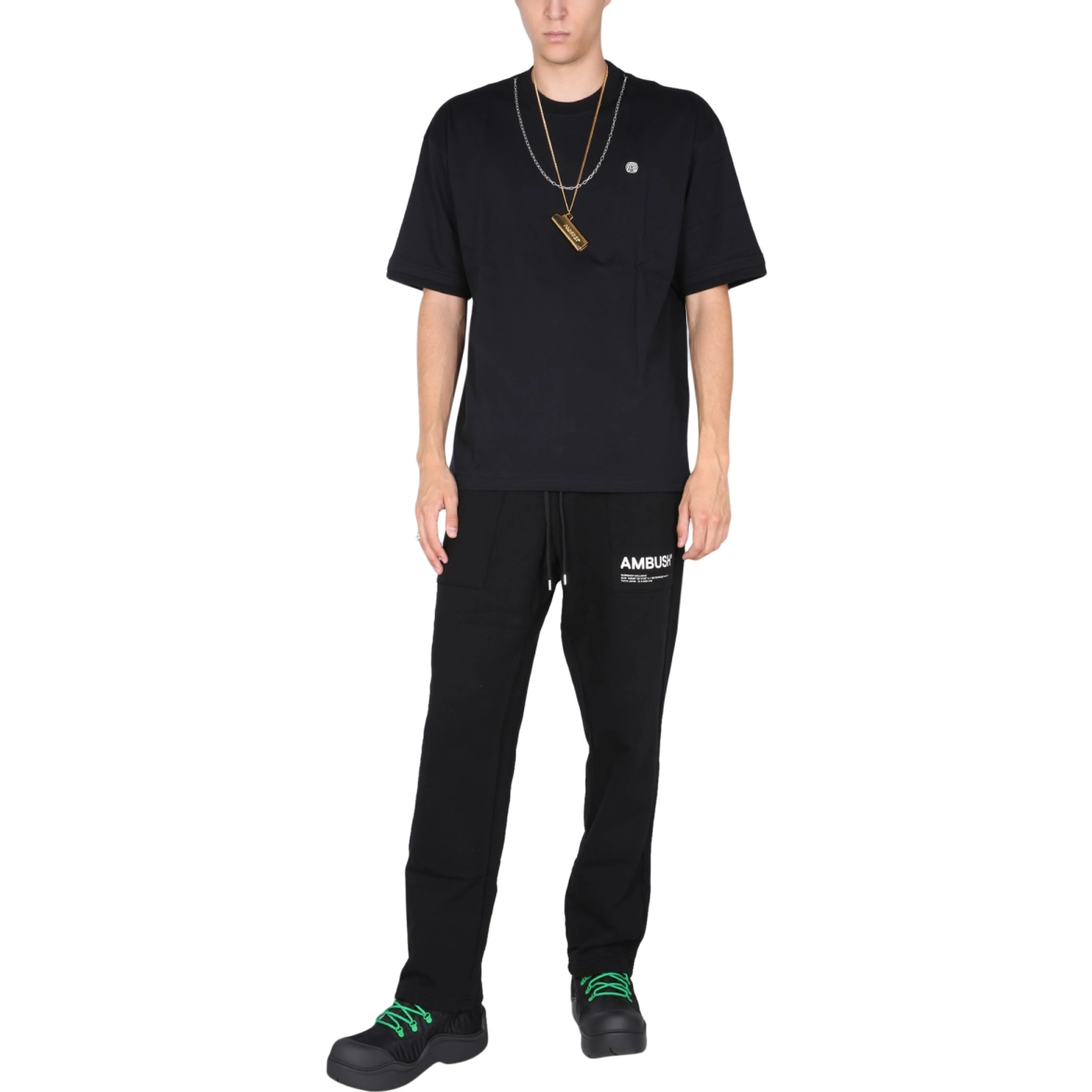 T-SHIRT WITH ICONIC CHAIN