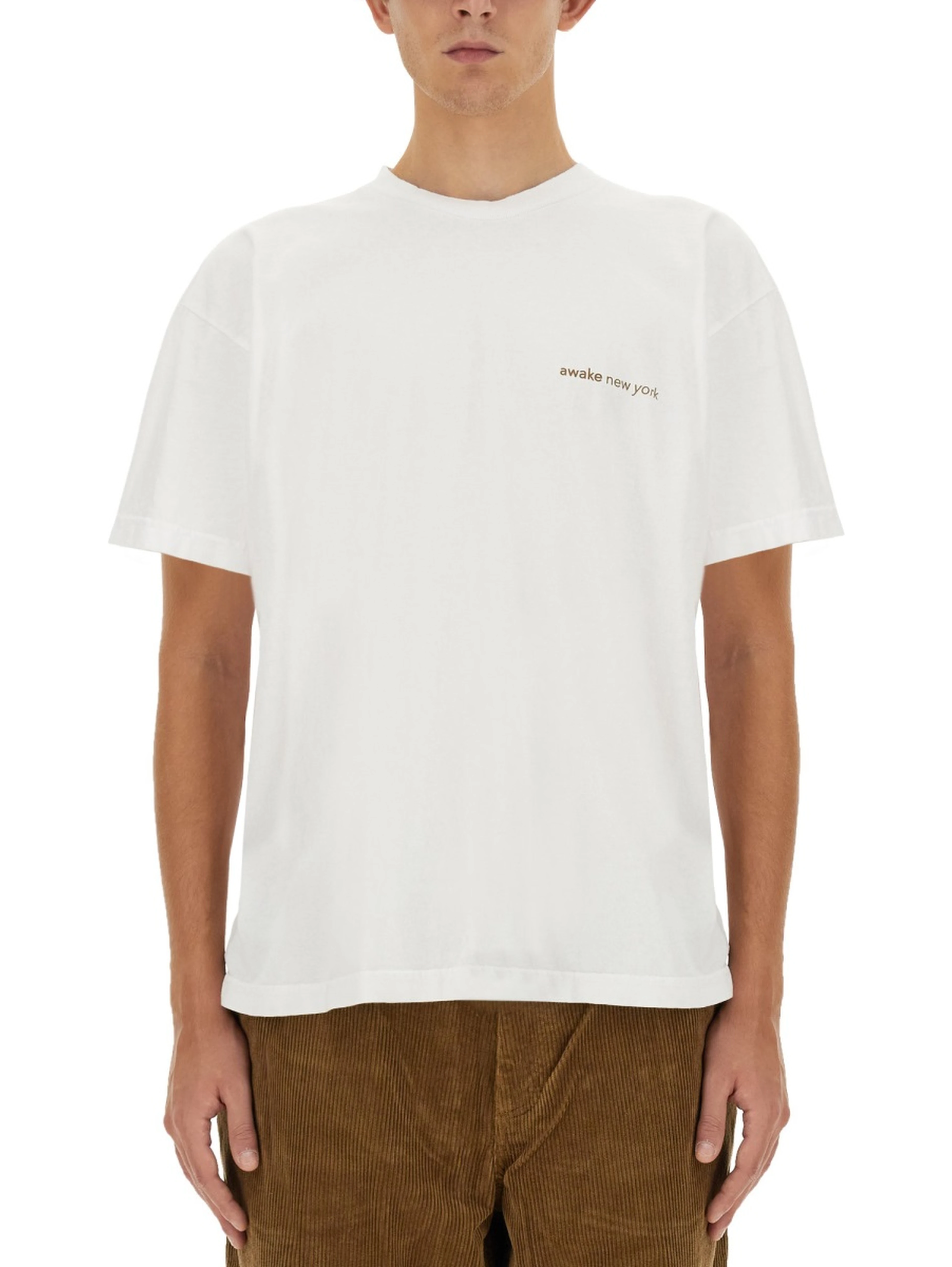 T-SHIRT WITH LOGO