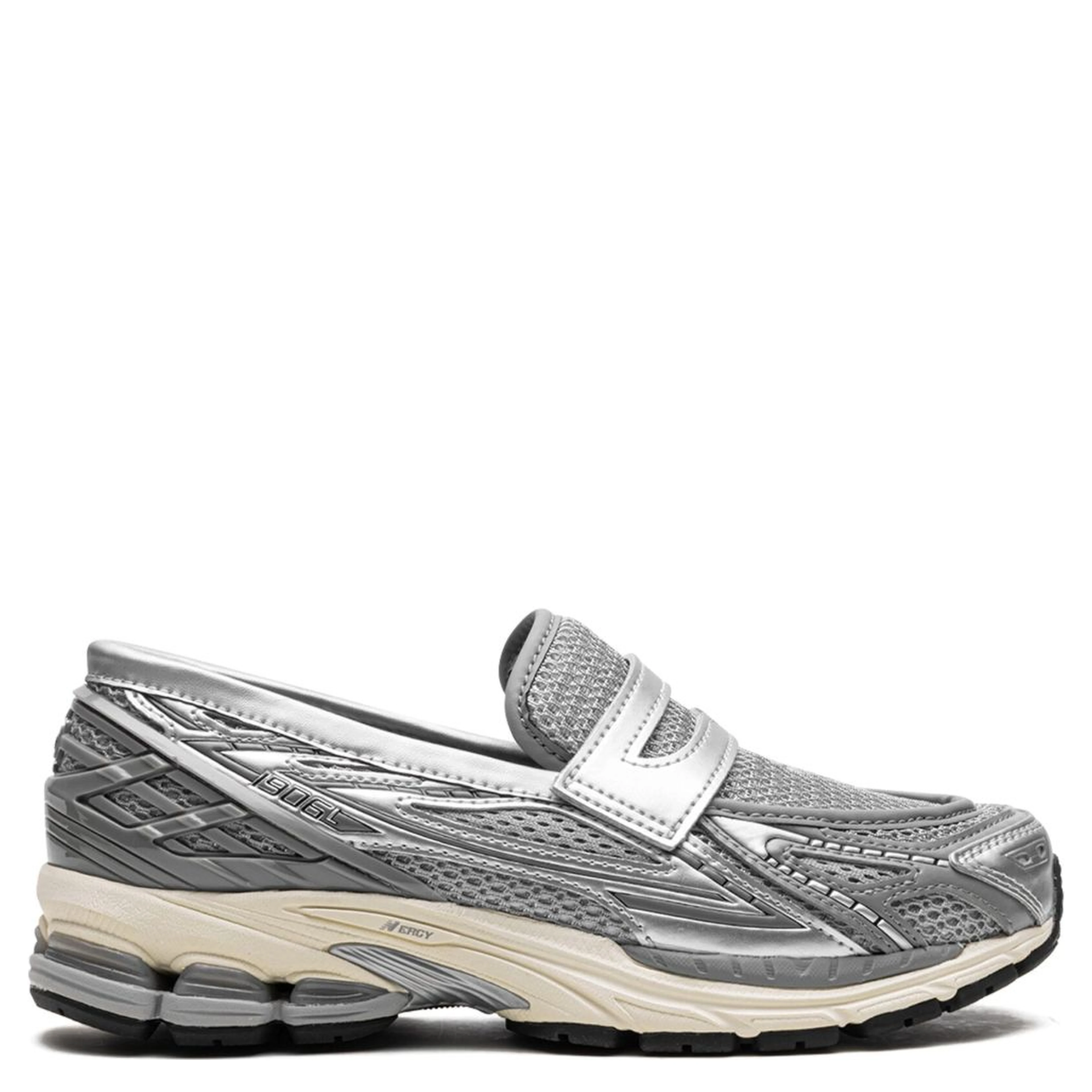 New Balance Sneakers Silver