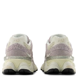 New Balance Sneakers Brown