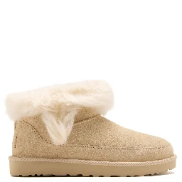أحذية UGG بيج