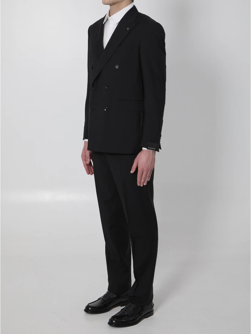 Super 110s virgin wool double-breasted suit