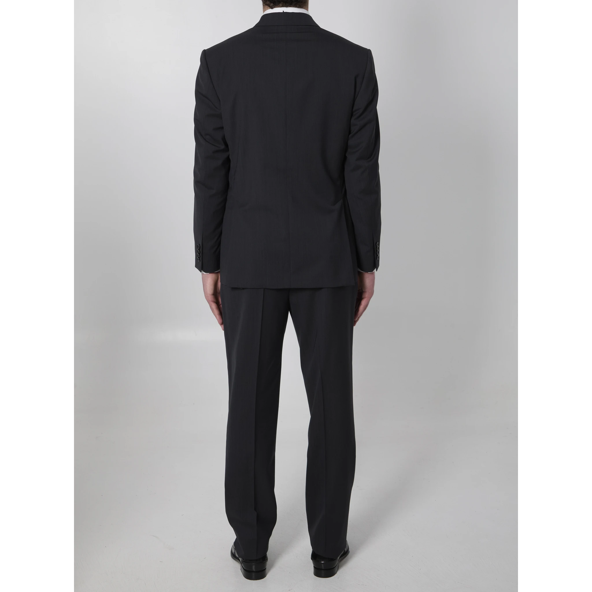 Feeling double-breasted suit