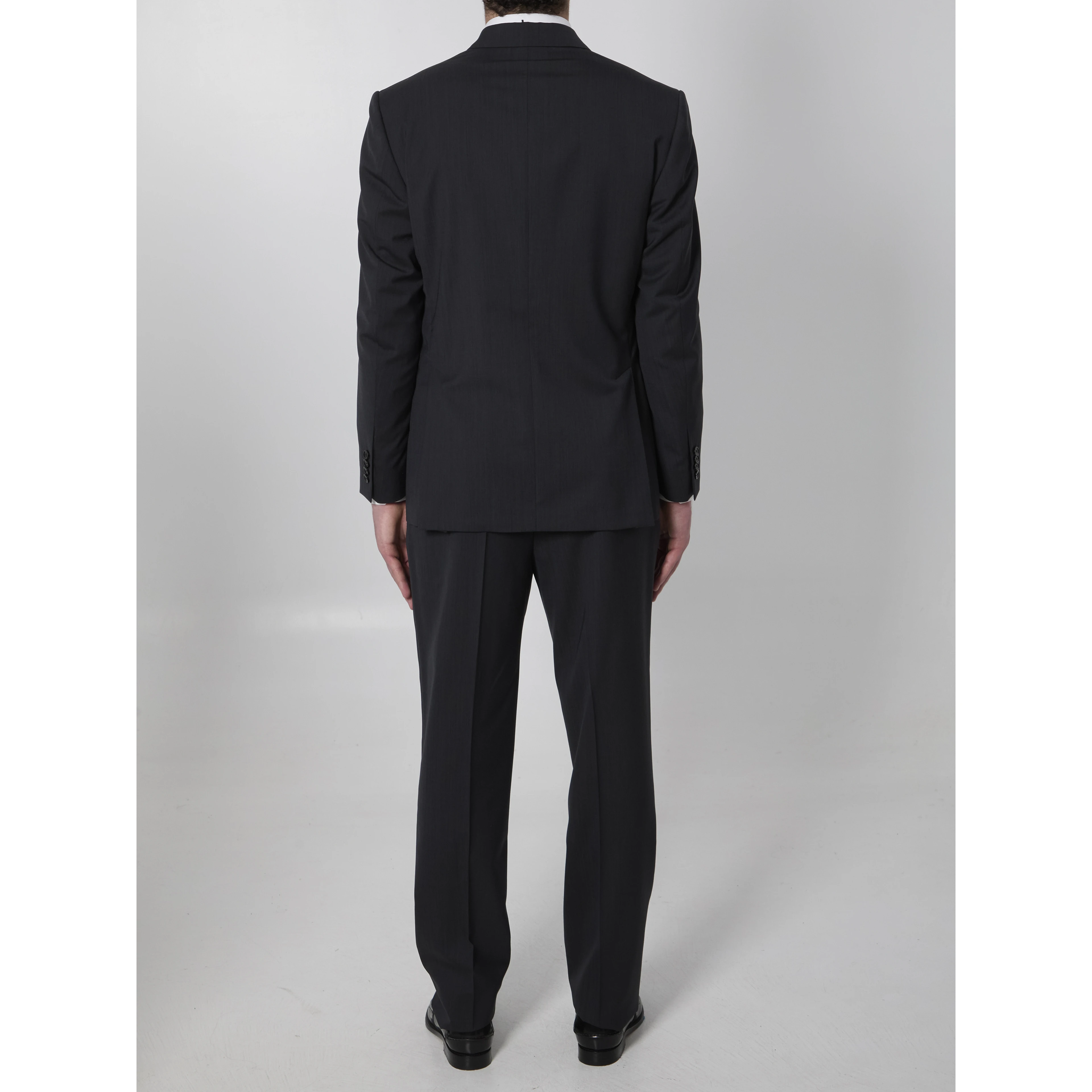 Feeling double-breasted suit