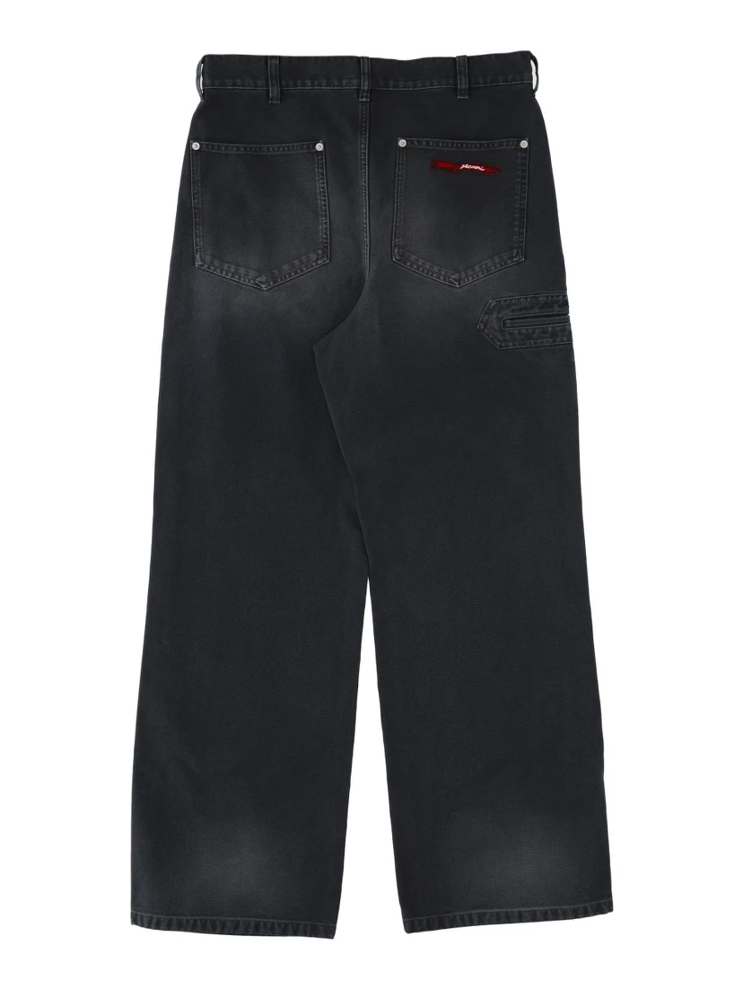 JEANS CON APPLICAZIONE LOGO
