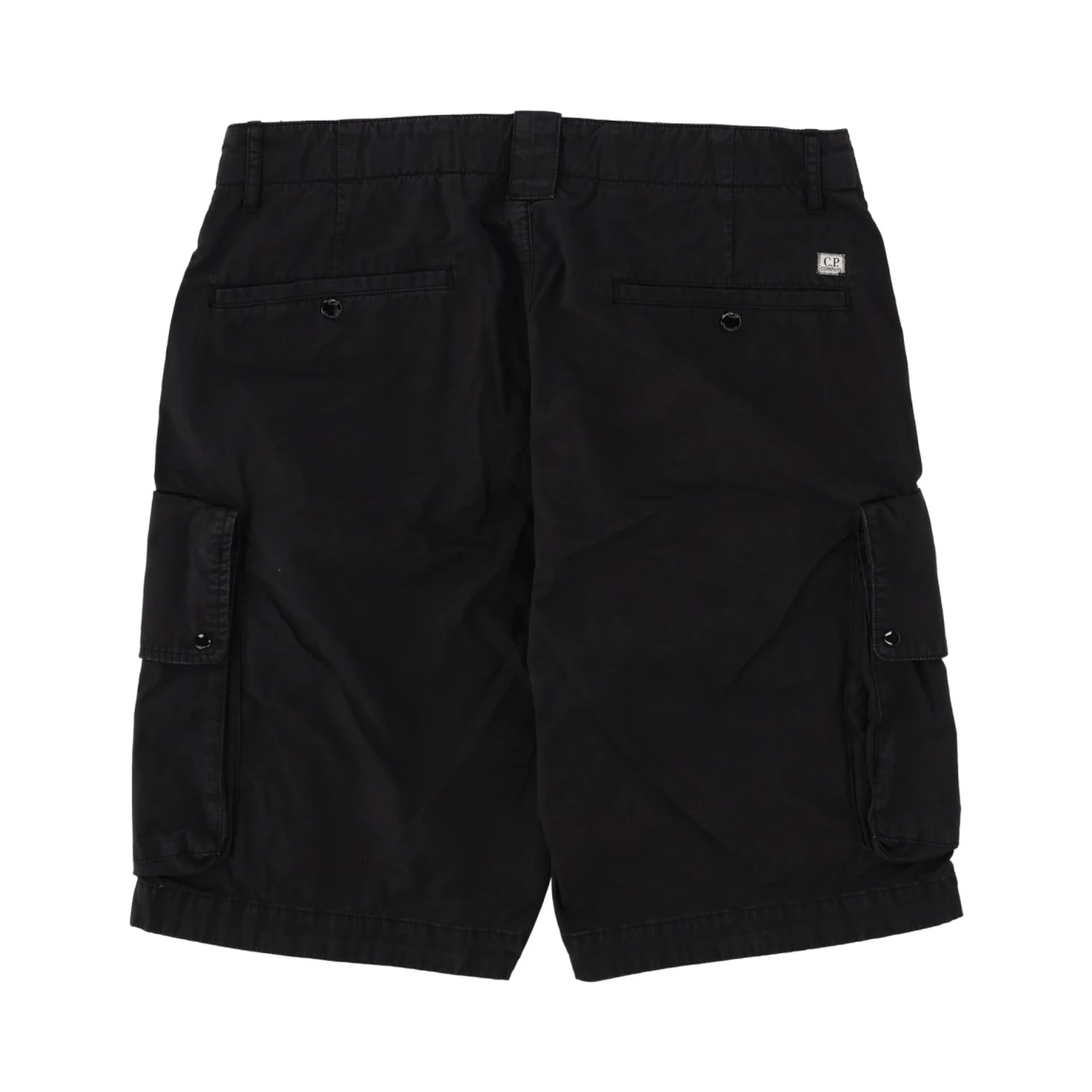 SHORTS CARGO CON PATCH LOGO