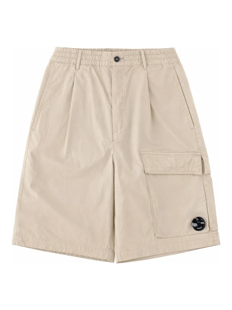 SHORTS CARGO CON PATCH LOGO