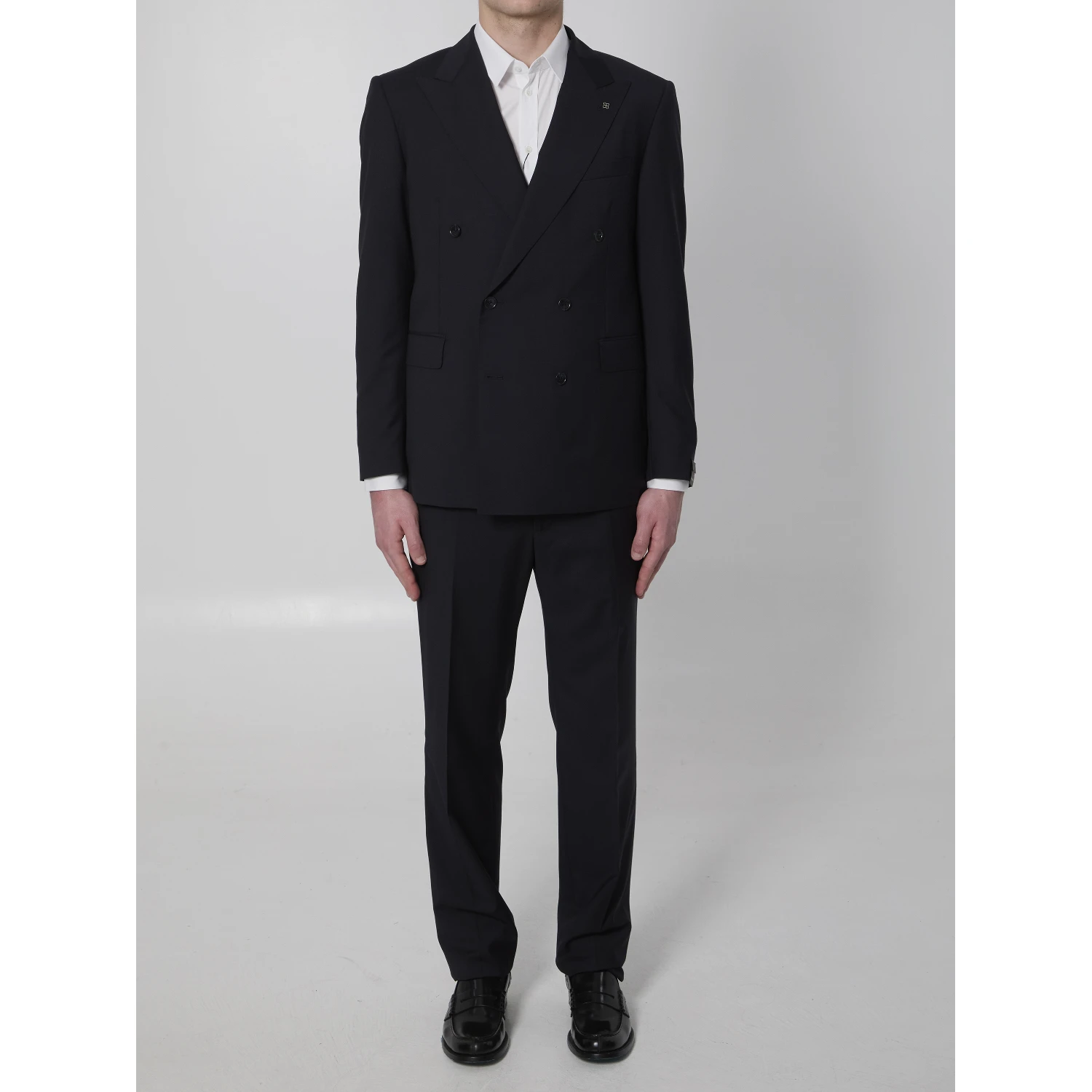 Super 110s virgin wool double-breasted suit