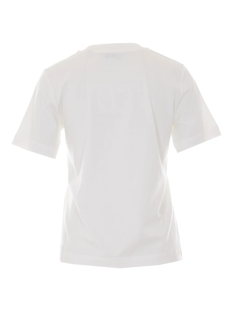 تيشيرتات وبولو بيضاء من بربري alternative