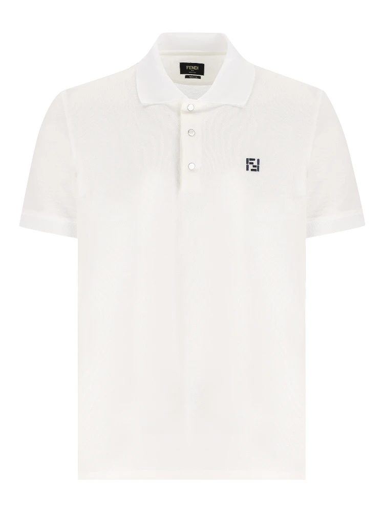 تيشيرتات وبولو من فندي باللون الأبيض