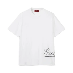 تيشيرتات وبولو بيضاء من غوتشي