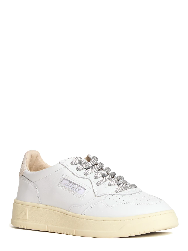 Sneakers Medalist Low In Pelle Bianca, Dettagli In Lurex Argento alternative