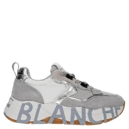 حذاء رياضي أبيض من نوع فوال بلانش