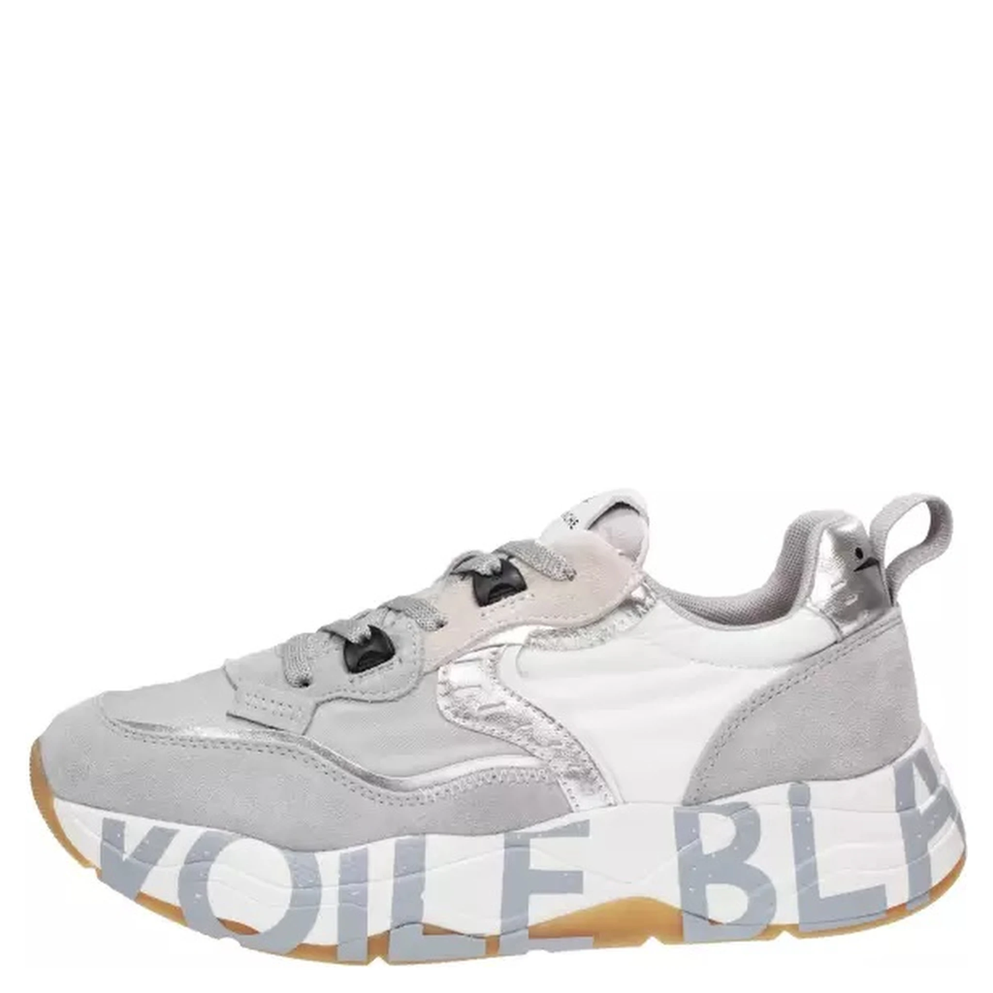 حذاء رياضي أبيض من نوع فوال بلانش