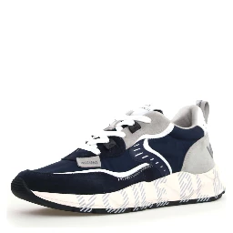 حذاء رياضي أبيض أزرق