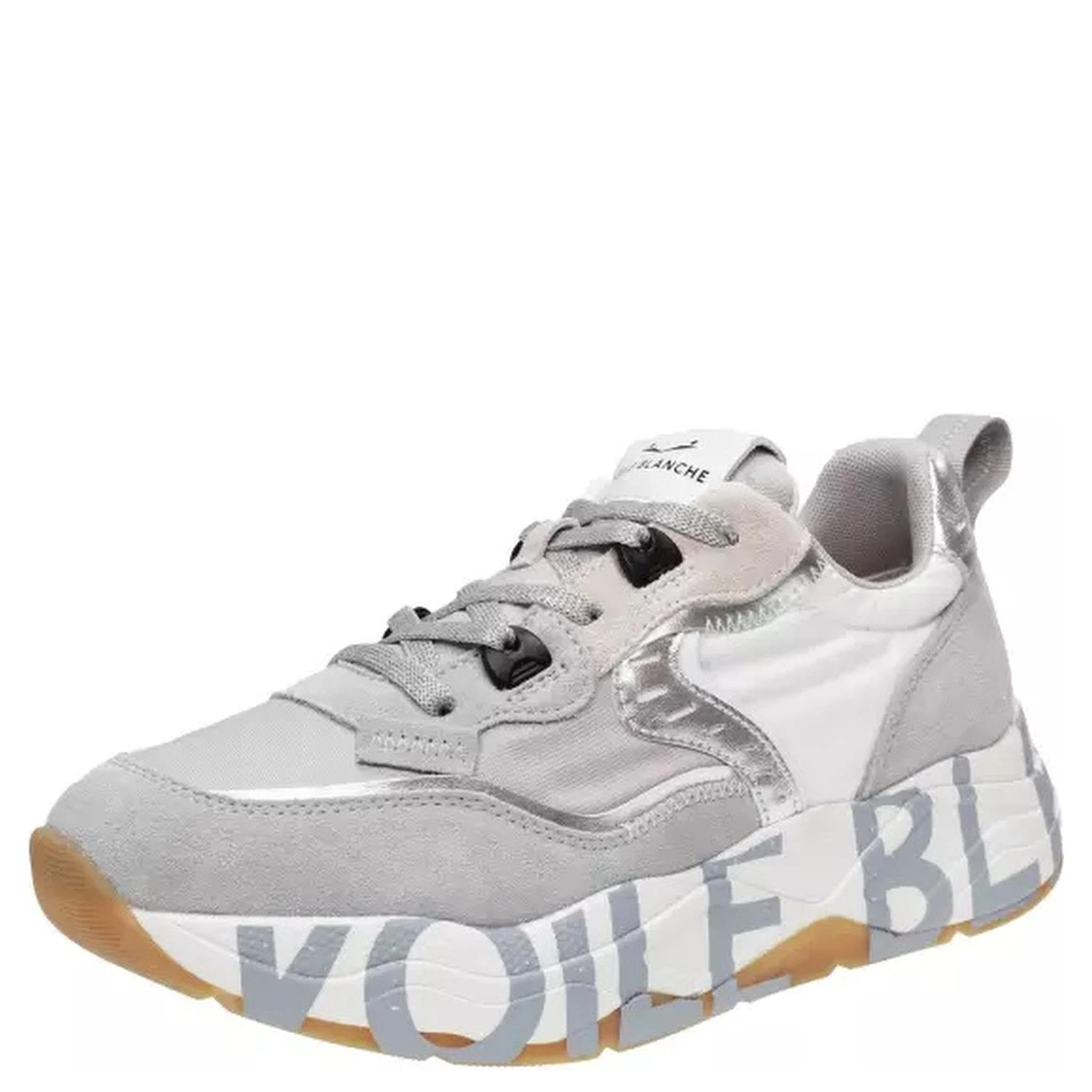 حذاء رياضي أبيض من نوع فوال بلانش