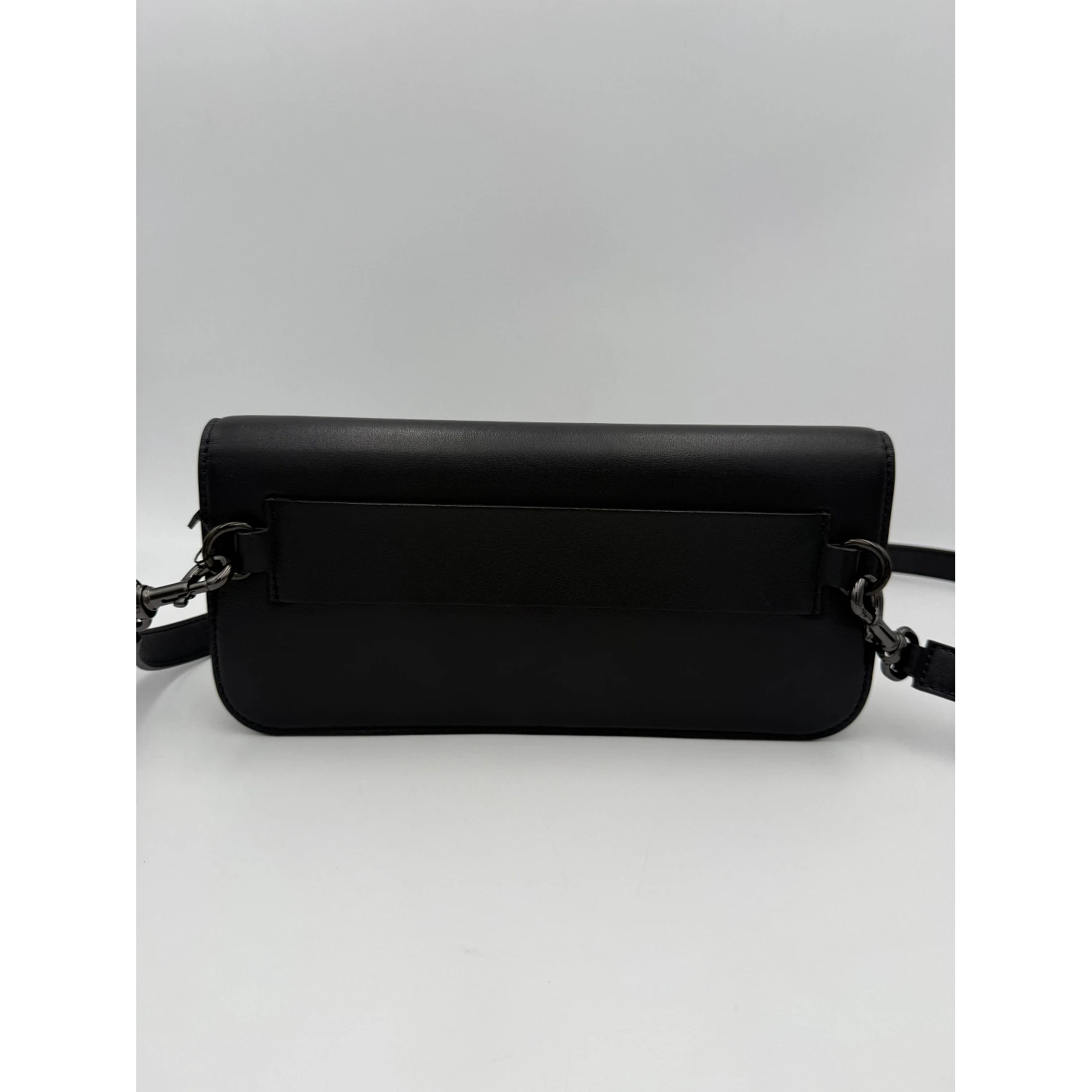 VALENTINO GARAVANI VLOGO Black Handbag