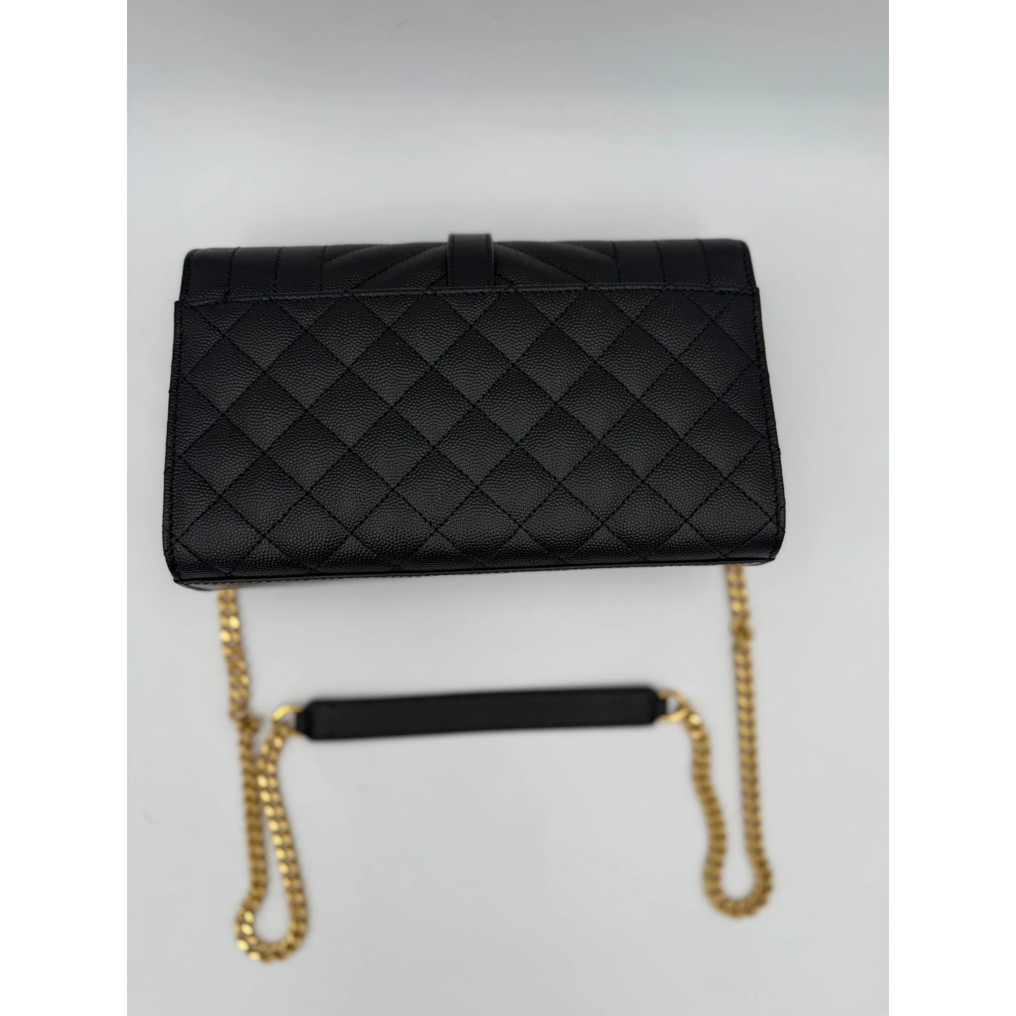 SAINT LAURENT ENVELOPE SMALL in Black Grained Leather Handbag