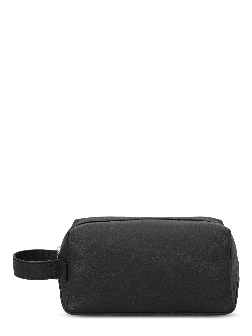 حقائب فندي.. أسود