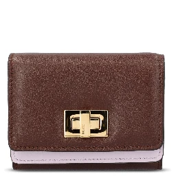 محفظة فندي بنية اللون