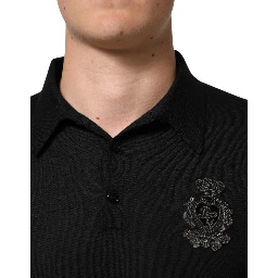Black Crest Long Sleeve Men Pullover Sweater