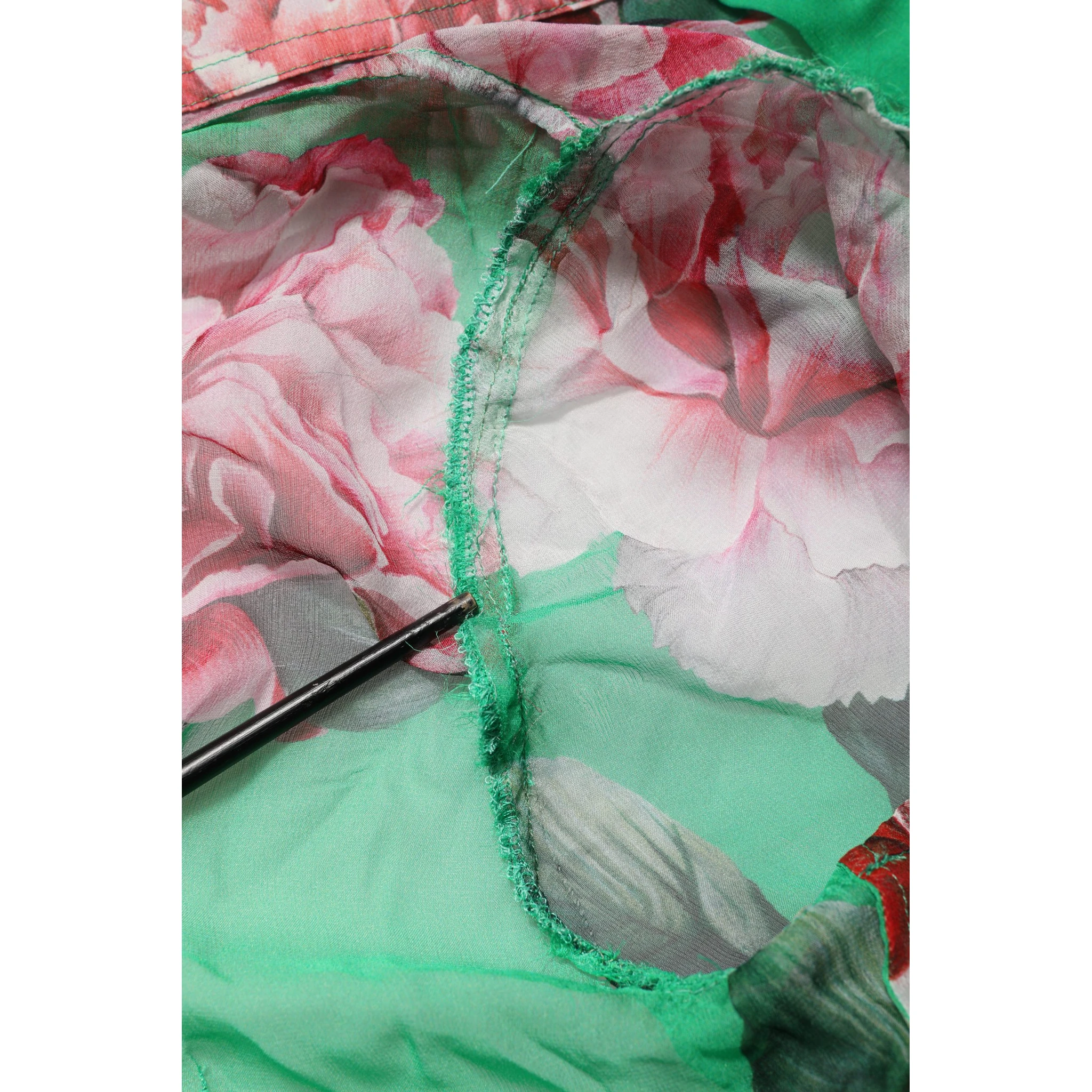 Green CarnationPrint Silk Collared Blouse Top