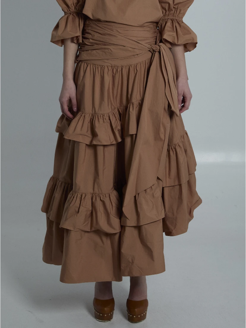 Maxi skirt with ruffles