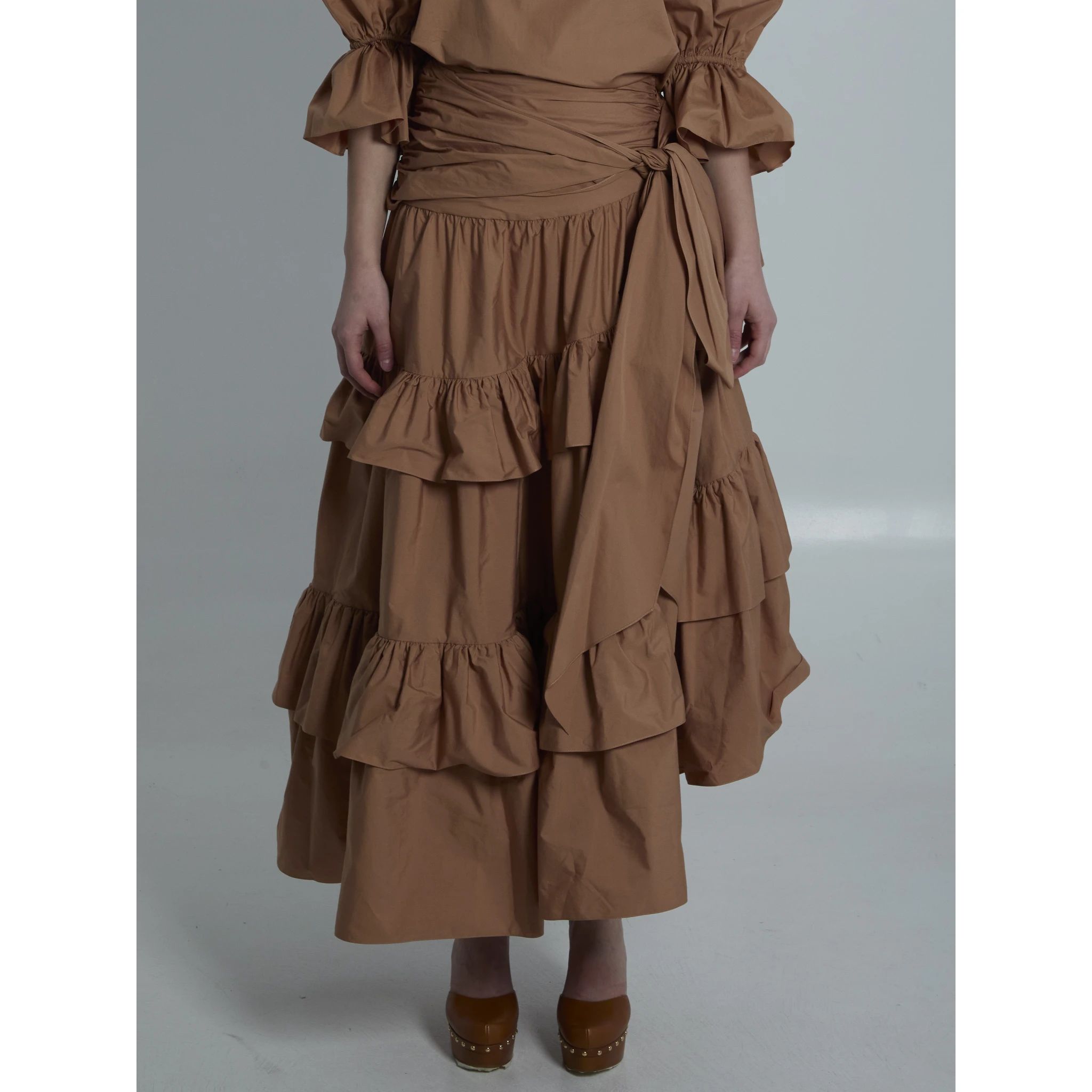 Maxi skirt with ruffles