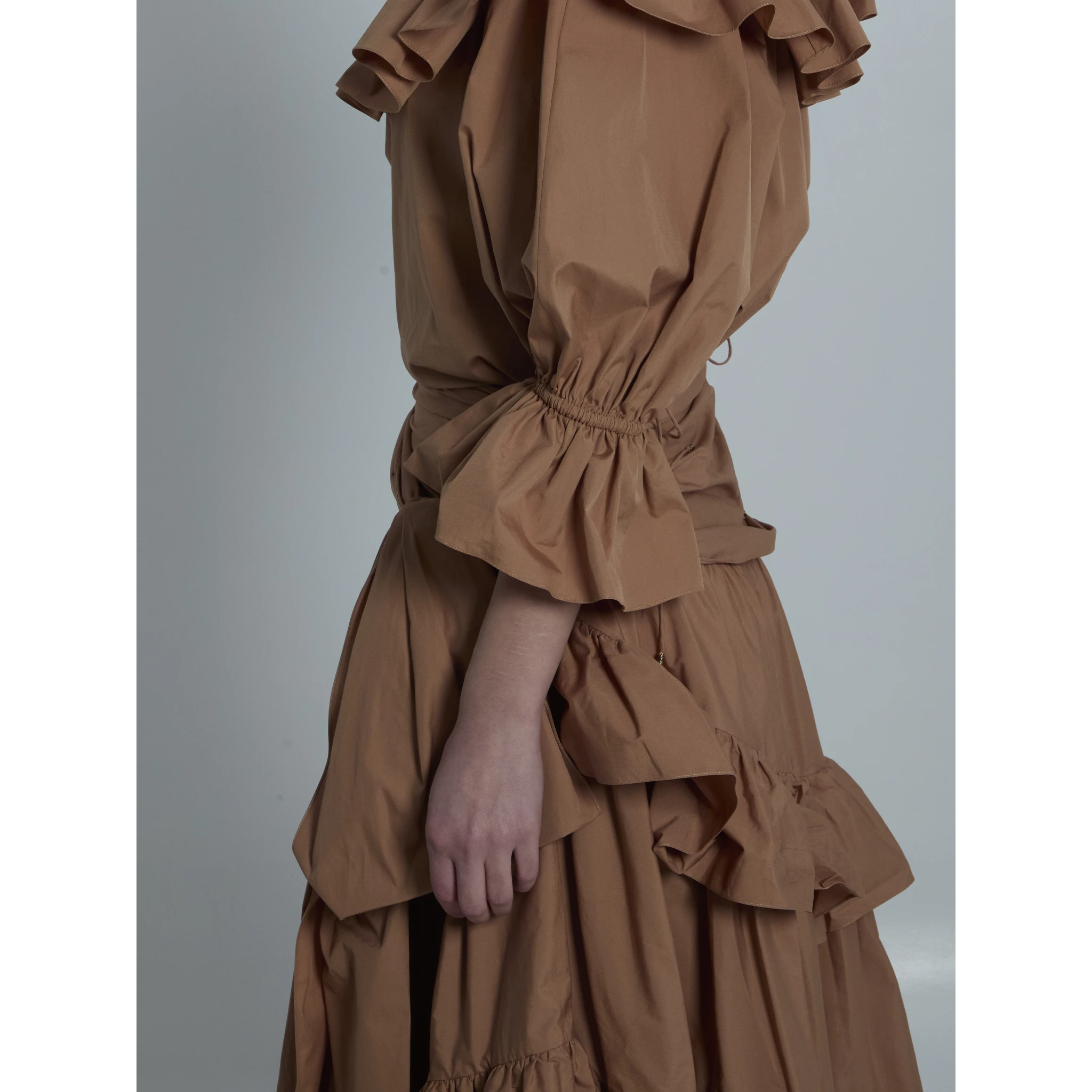 Maxi skirt with ruffles