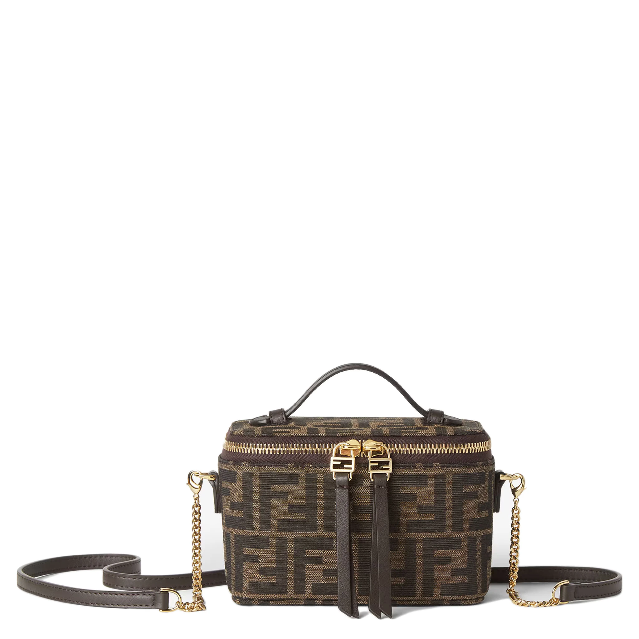 حقائب فندي.. بني