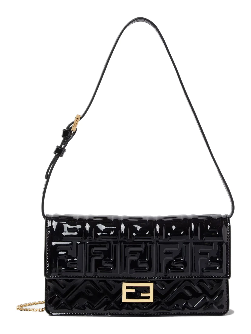 حقائب فندي.. أسود