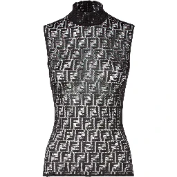 قمصان فندي سوداء