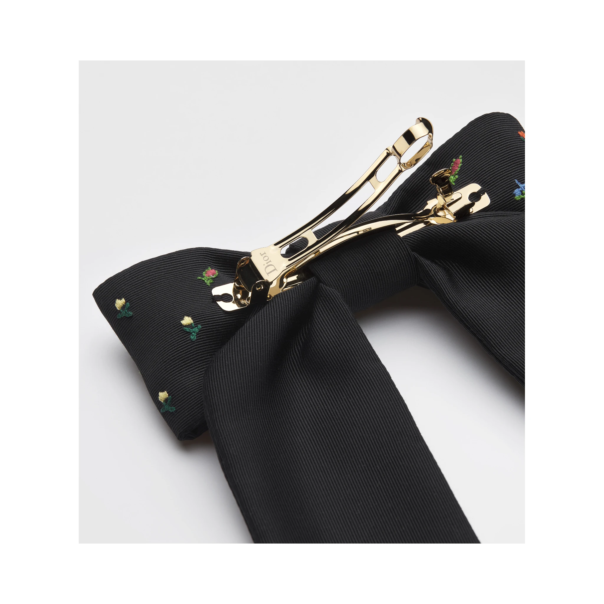 "Dior Twist Revolution Flowers" hair clip