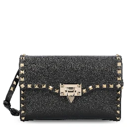 حقائب فالنتينو غارافاني.. أسود