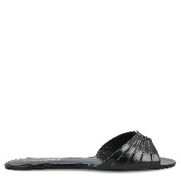 صندل سان لوران أسود