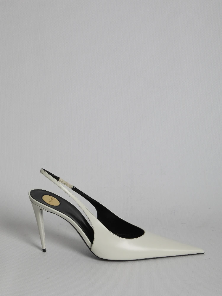 Guermantes pumps in patent leather