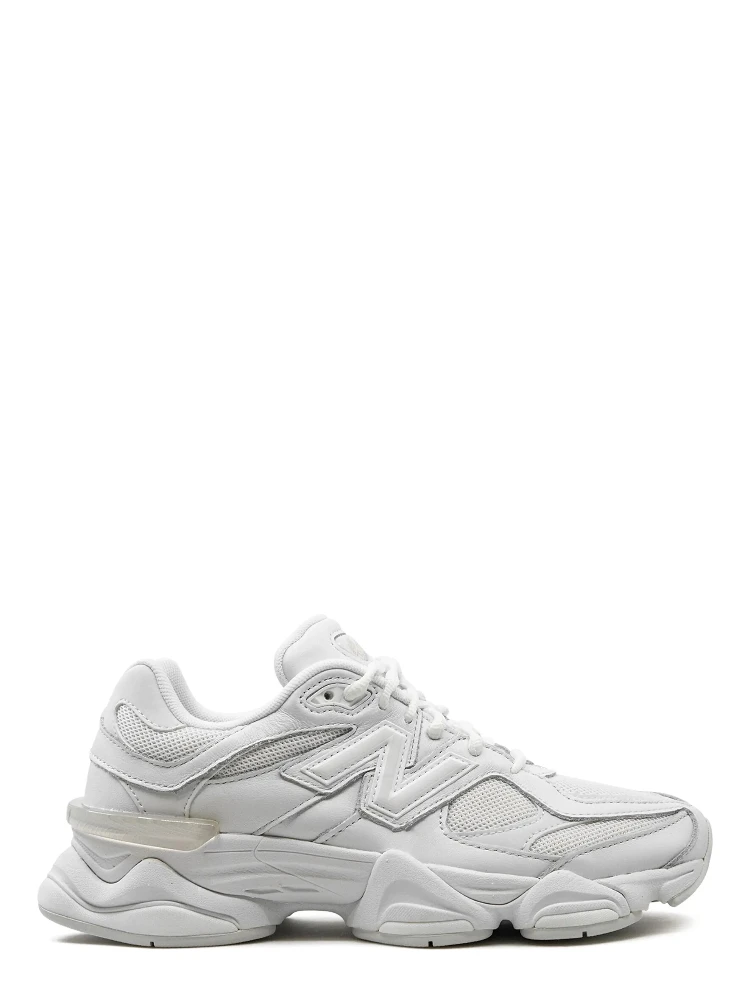 حذاء رياضي نيو بالانس أبيض