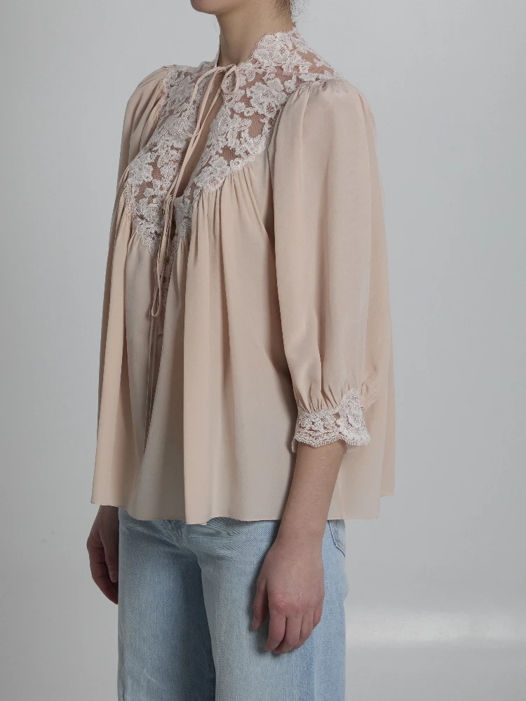 Silk blouse with lace details alternative