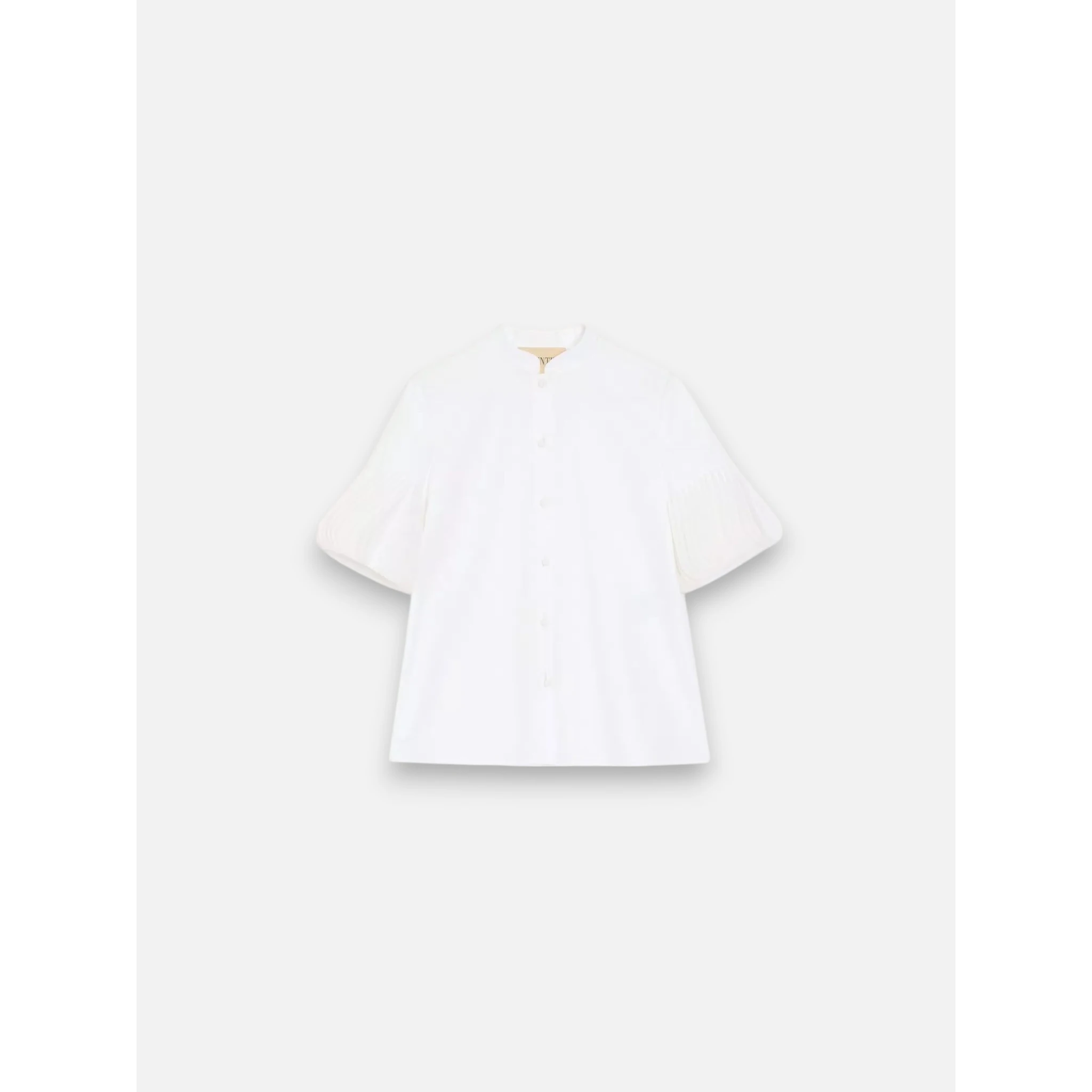 تيشيرت فالنتينو