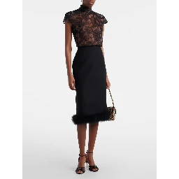 بلوزة فالنتينو